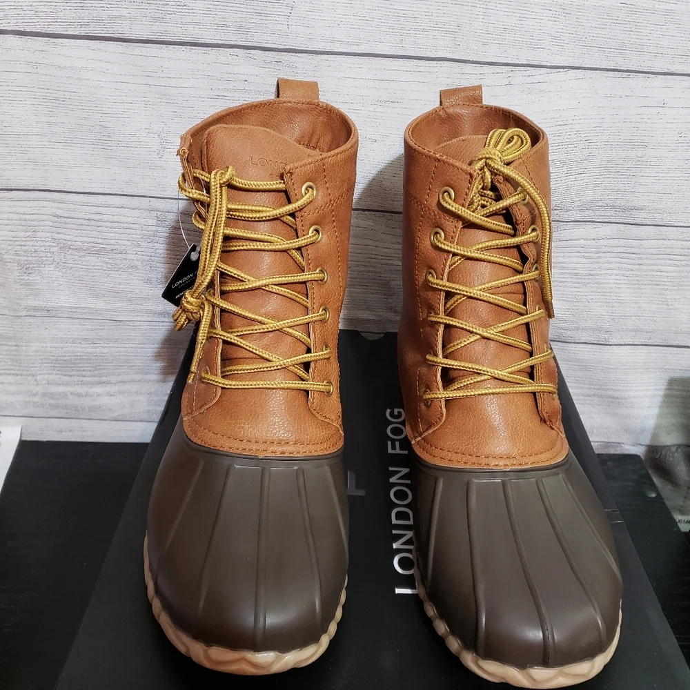 London‎ Fog Men’s Duck Boots Size 10M – Cognac Brown Waterproof Memory Foam